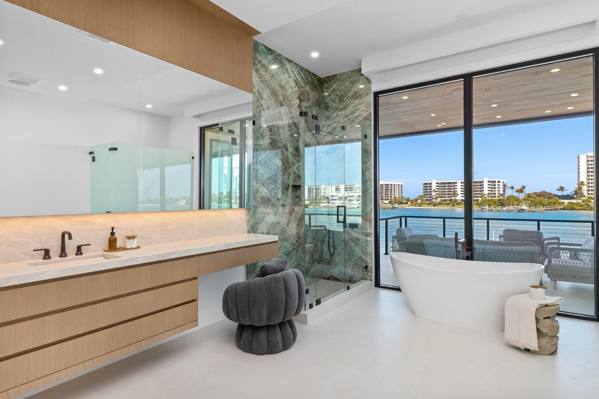 19696 Harbor Road N, Jupiter, FL 33469 Photo