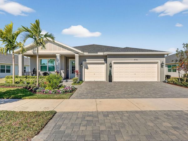 6761 NW Cloverdale Avenue, Port St. Lucie, FL 34987