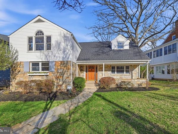 833 FONTAINE STREET, ALEXANDRIA, VA 22302