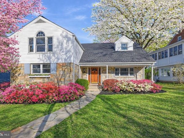 833 FONTAINE STREET, ALEXANDRIA, VA 22302