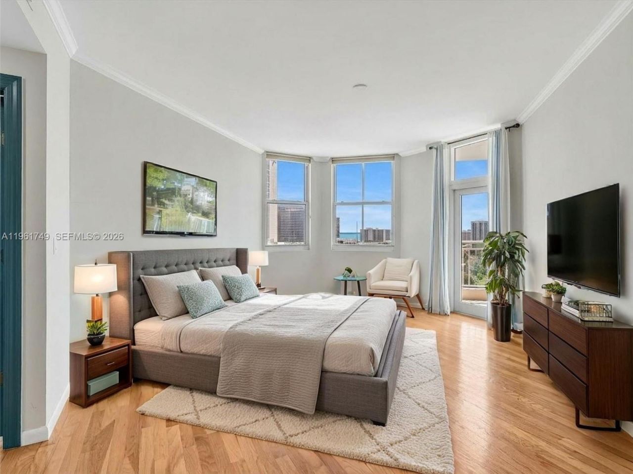 9751 E Bay Harbor Dr, Unit 12D, Bay Harbor Islands, FL 33154 Photo