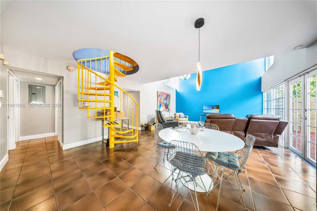 5747 SW 55th St, Miami, FL 33155 Photo