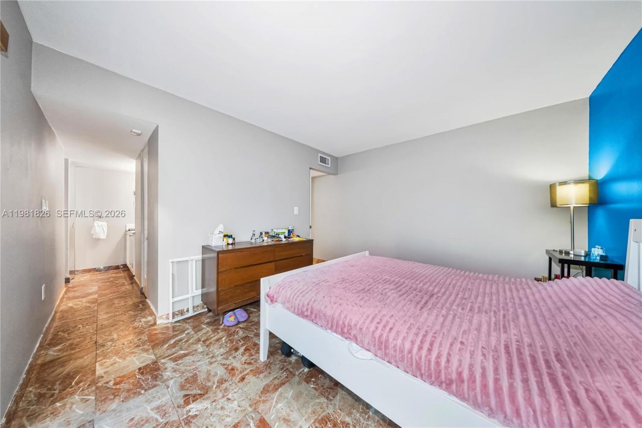 5747 SW 55th St, Miami, FL 33155 Photo