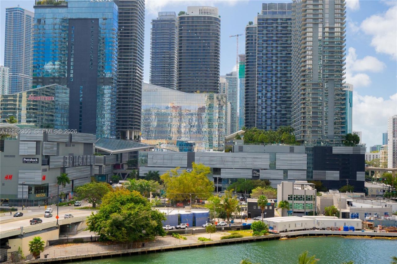 350 S Miami, Unit 1709, Miami, FL 33130 Photo