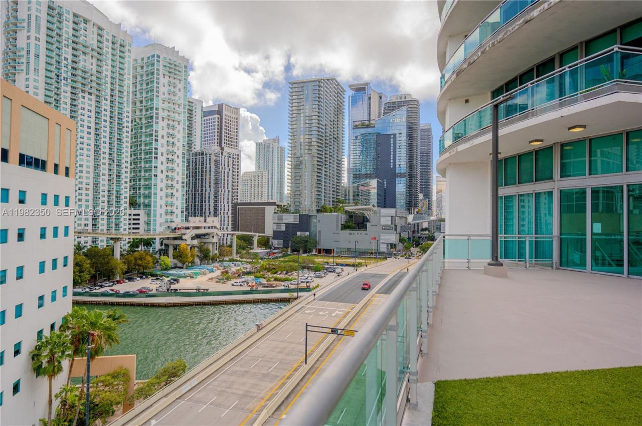 350 S Miami, Unit 1709, Miami, FL 33130 Photo