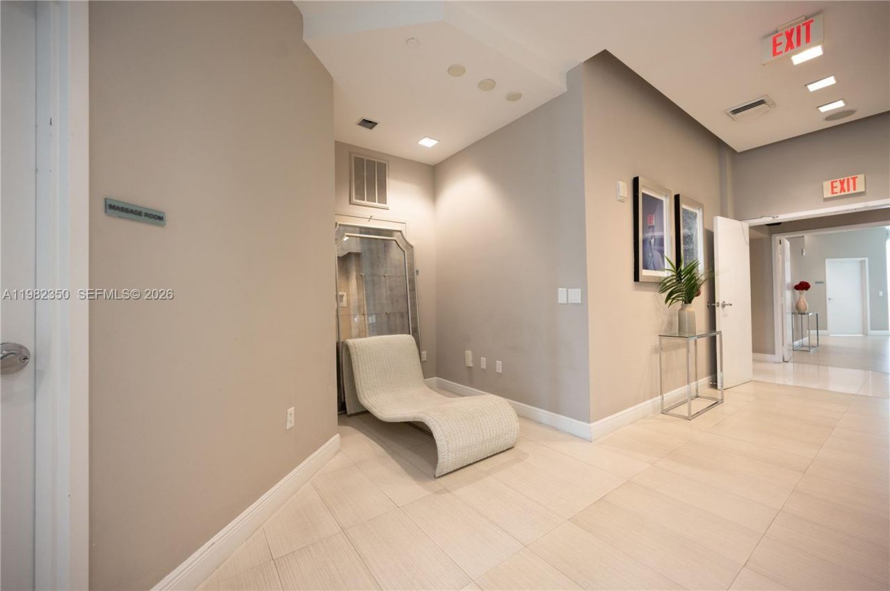 350 S Miami, Unit 1709, Miami, FL 33130 Photo