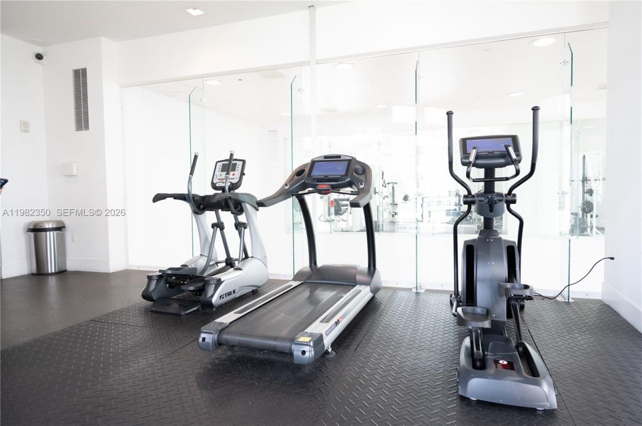 350 S Miami, Unit 1709, Miami, FL 33130 Photo