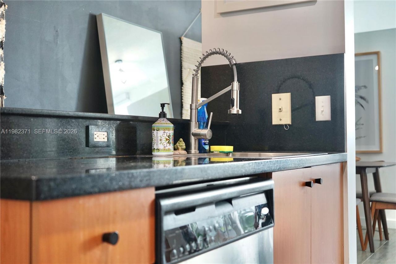 2200 NE 4th Ave , Unit 503, Miami, FL 33137 Photo