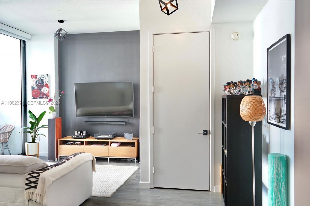 2200 NE 4th Ave , Unit 503, Miami, FL 33137 Photo