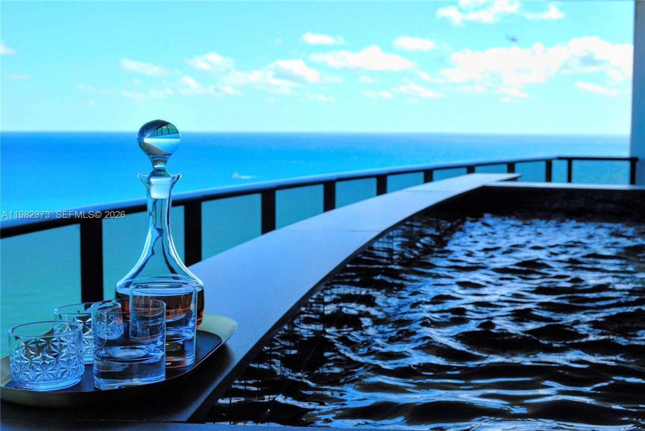 18555 Collins Ave. , Unit 3005, Sunny Isles Beach, FL 33160 Photo