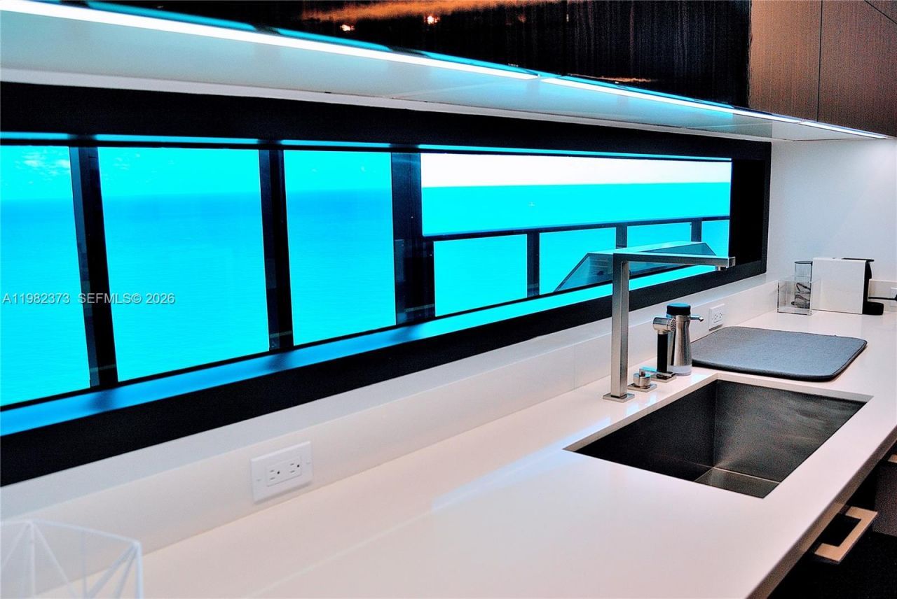 18555 Collins Ave. , Unit 3005, Sunny Isles Beach, FL 33160 Photo