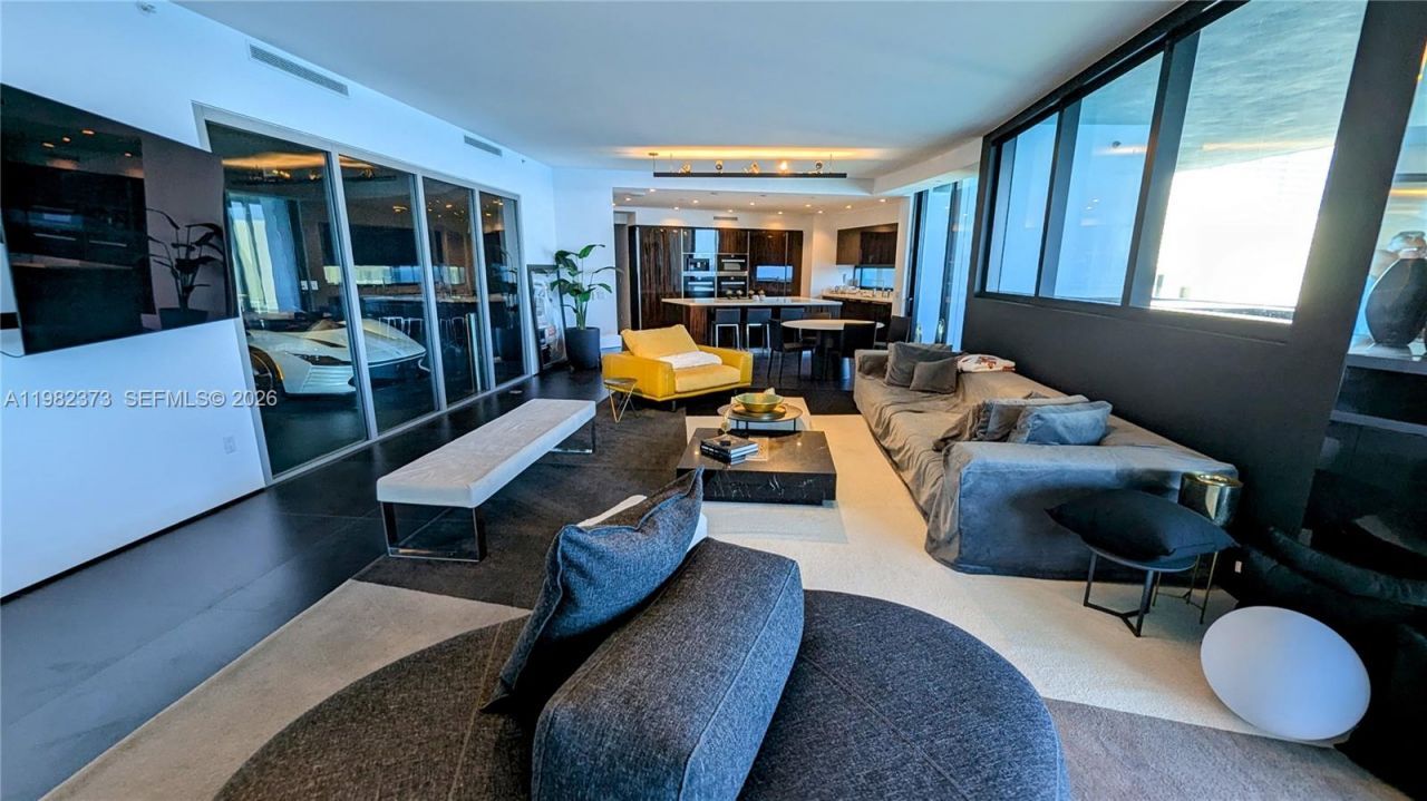 18555 Collins Ave. , Unit 3005, Sunny Isles Beach, FL 33160 Photo