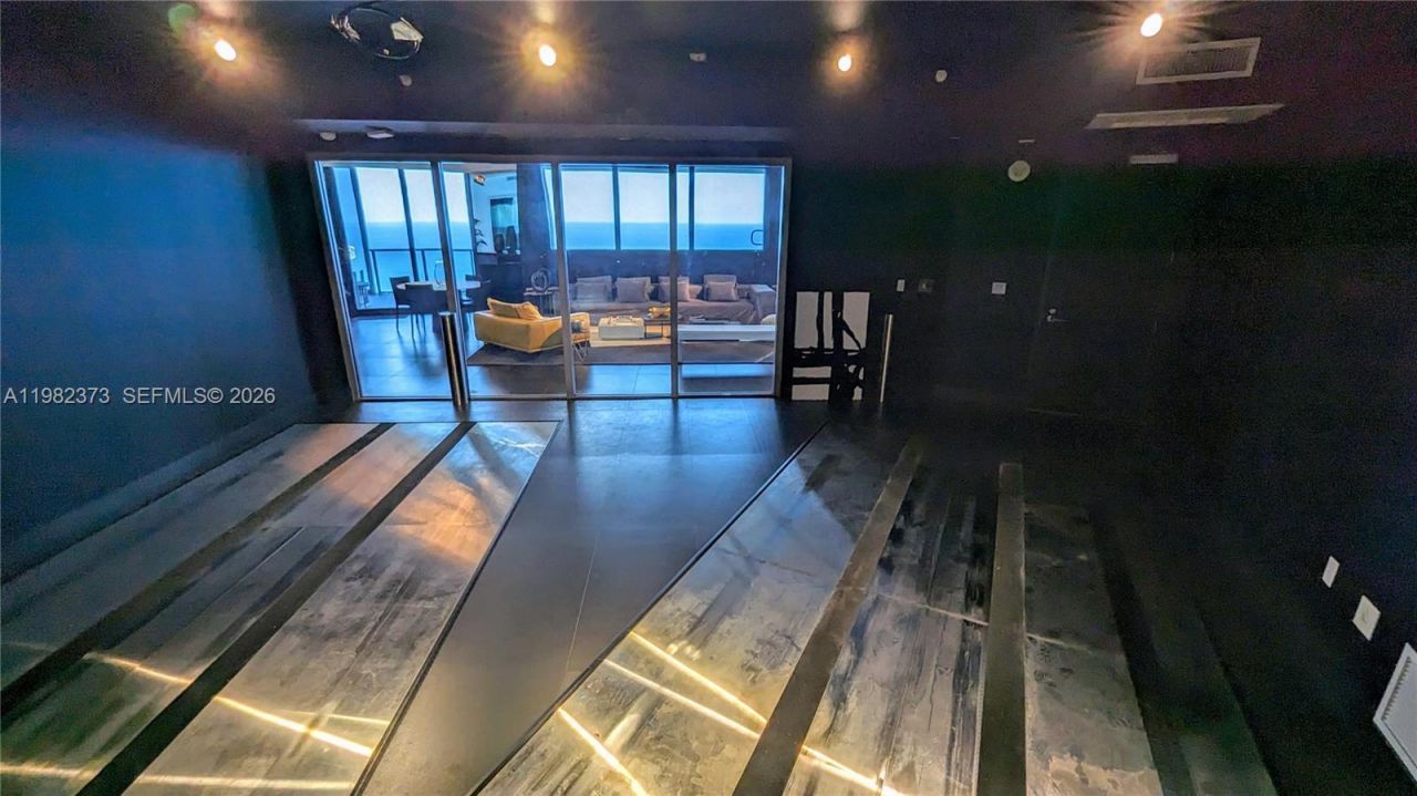 18555 Collins Ave. , Unit 3005, Sunny Isles Beach, FL 33160 Photo