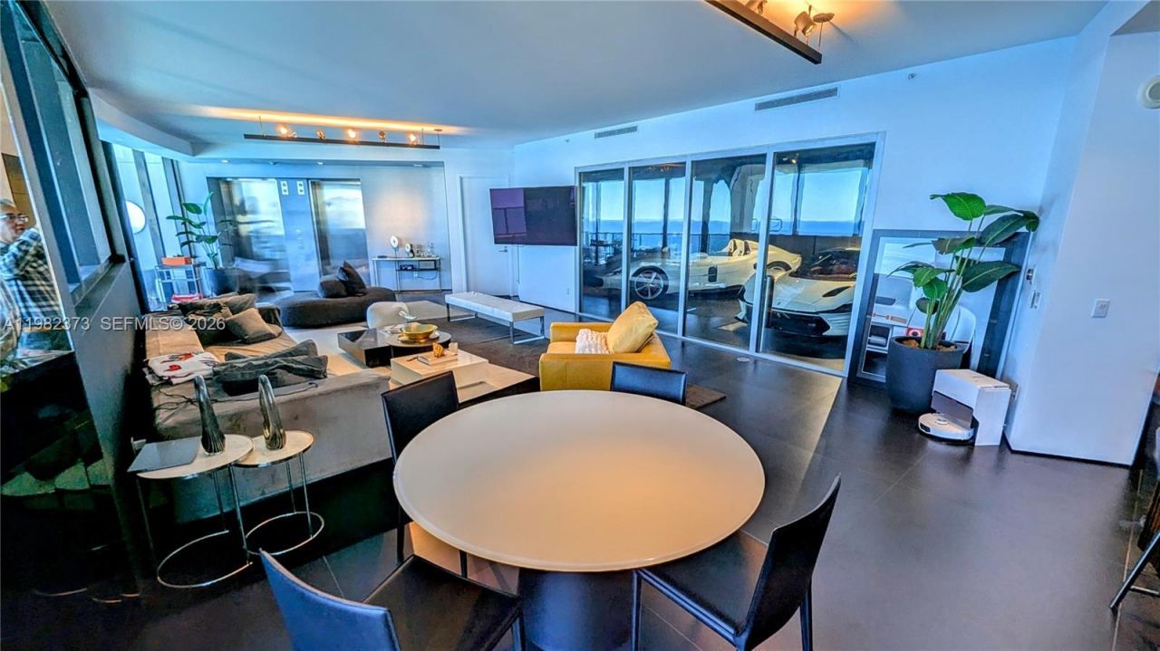 18555 Collins Ave. , Unit 3005, Sunny Isles Beach, FL 33160 Photo