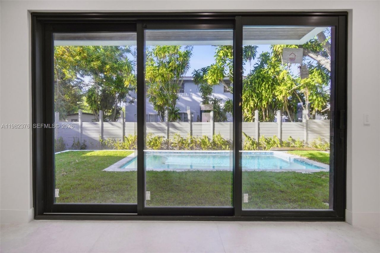 3545 Florida Ave , Miami, FL 33133 Photo