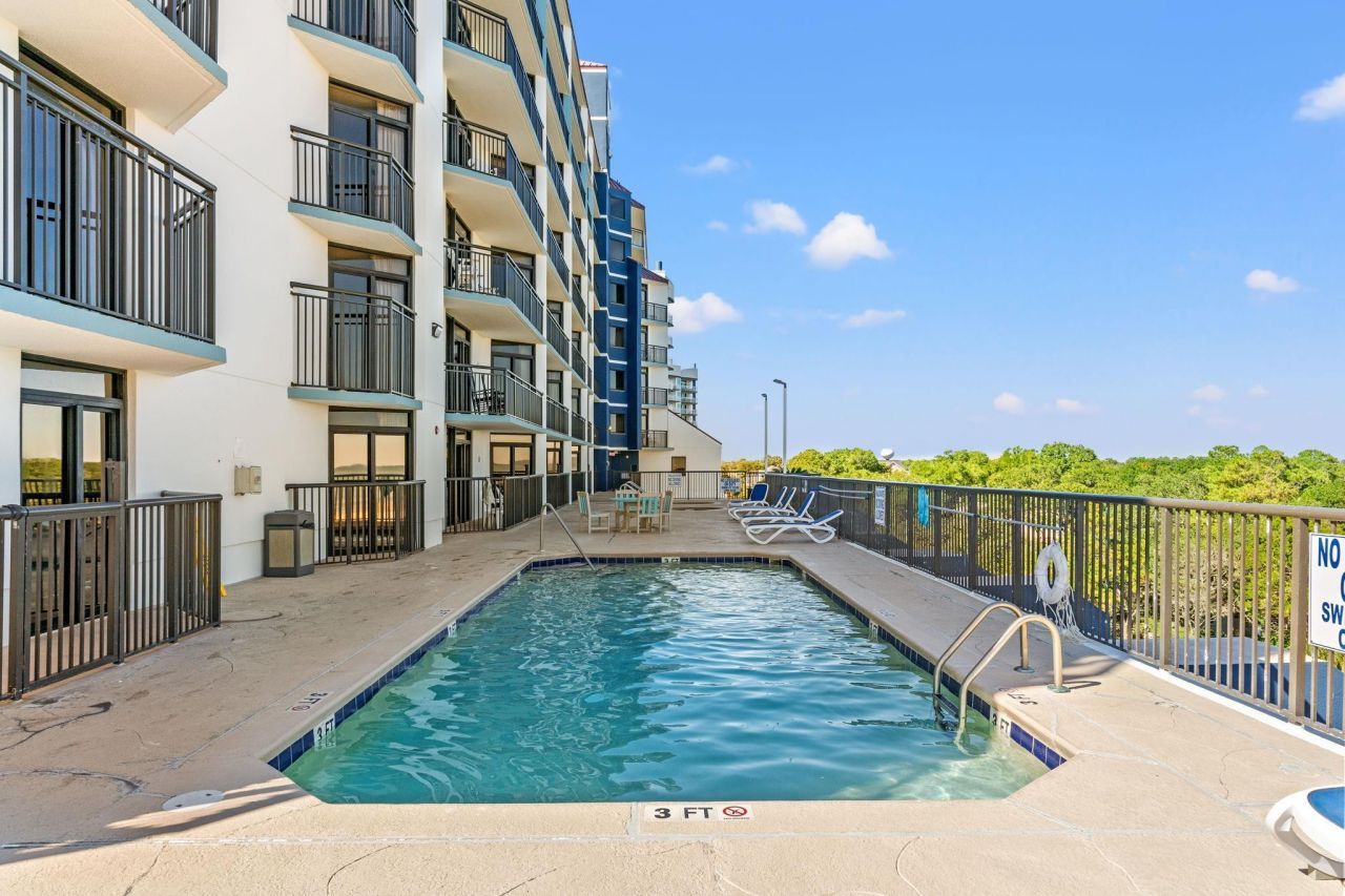 201 77th Ave. N Photo 29