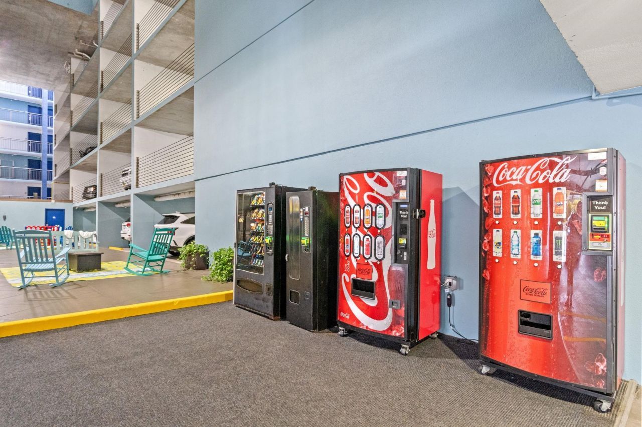 201 77th Ave. N Photo 35