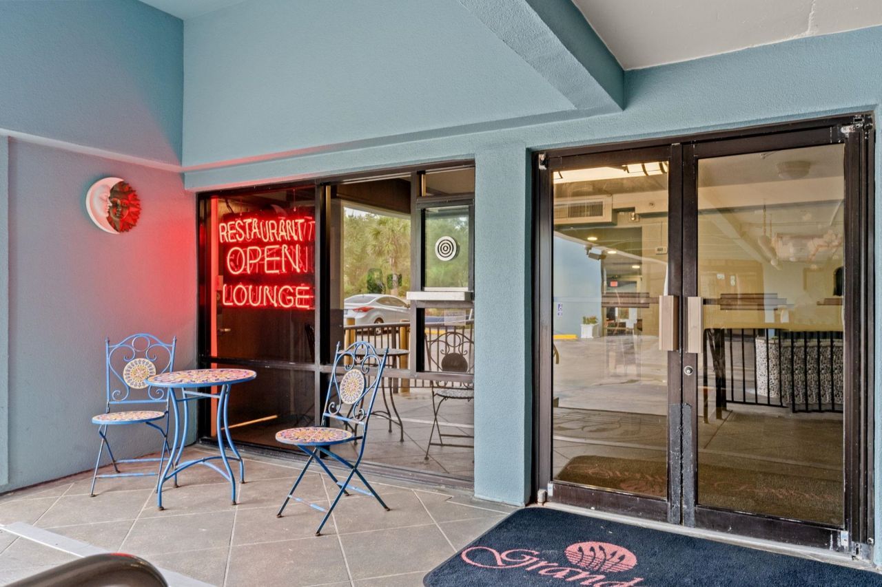 201 77th Ave. N Photo 41