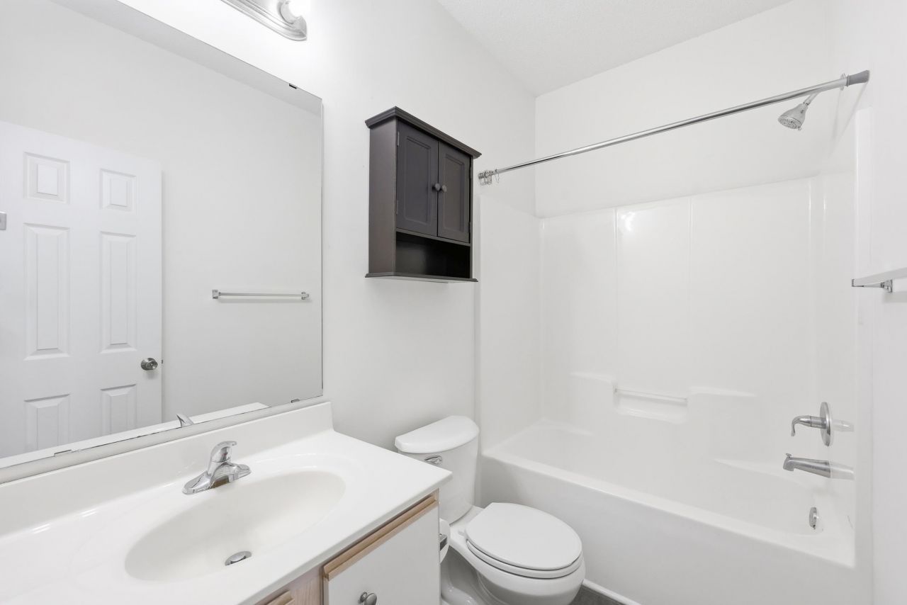 4902 Britewater Ct. Photo 11