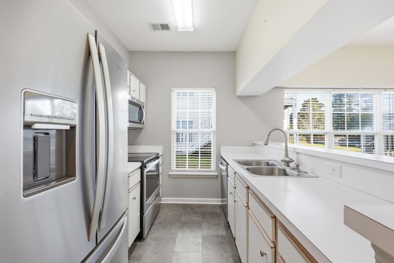 4902 Britewater Ct. Photo 5