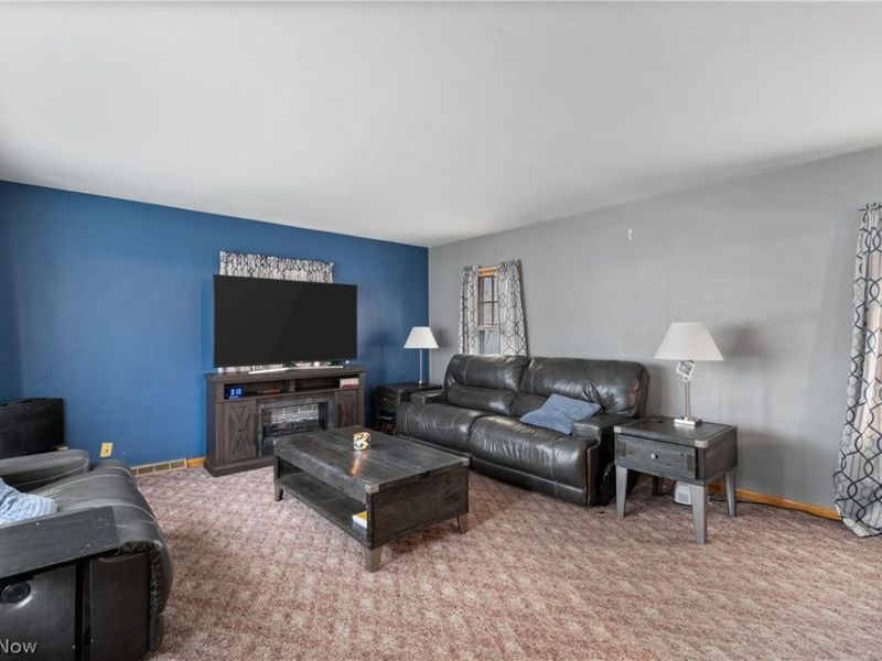 2536 Winton Place NW, Canton, OH 44709 Photo 5