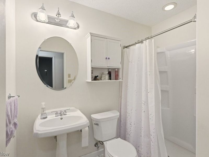 110 Leaview Lane, Chagrin Falls, OH 44022 Photo 13