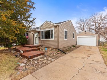 914 PINE Street, COUNCIL BLUFFS, IA 51501