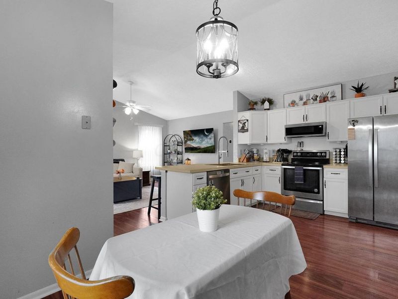 652 Academy Drive, Galloway, OH 43119 Photo 11