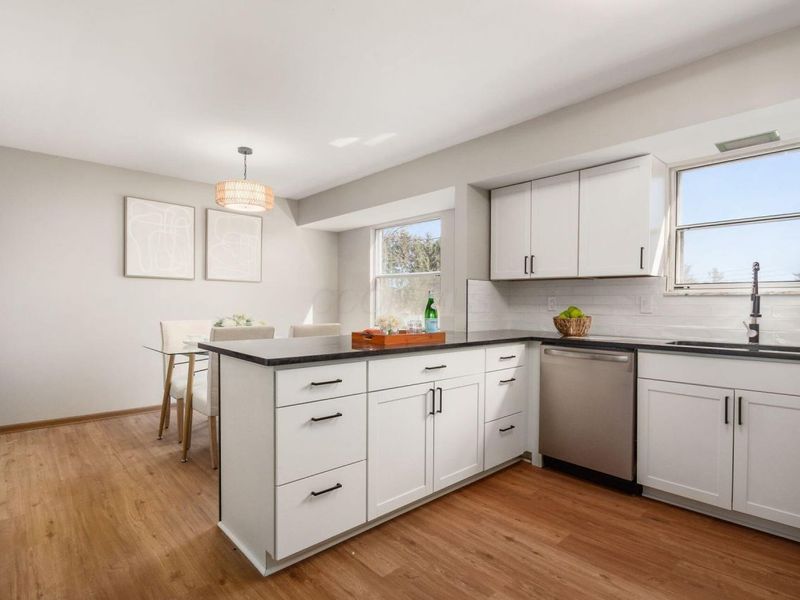 1234 Bradshire Drive , Columbus, OH 43220 Photo 15