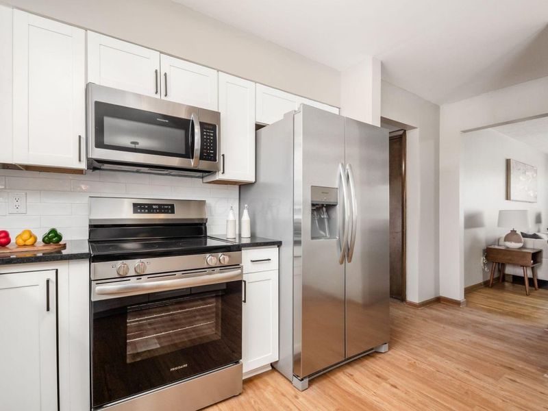 1234 Bradshire Drive , Columbus, OH 43220 Photo 18