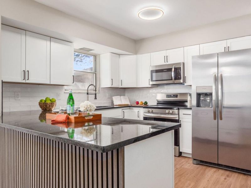 1234 Bradshire Drive , Columbus, OH 43220 Photo 22