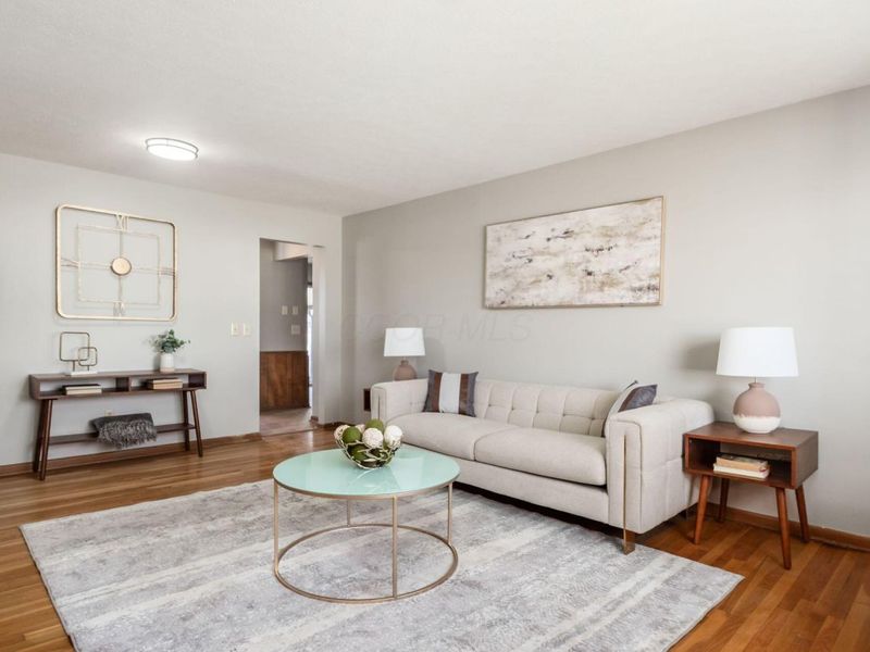 1234 Bradshire Drive , Columbus, OH 43220 Photo 8