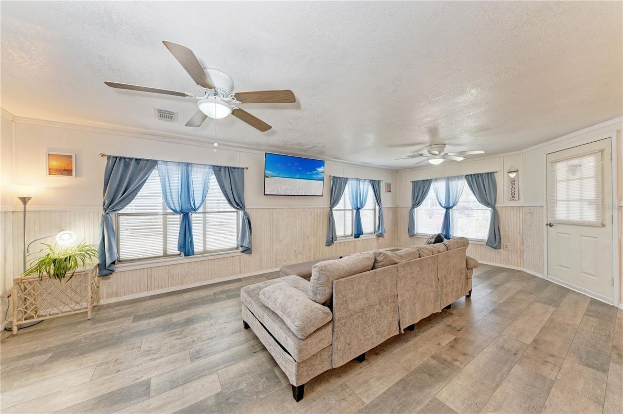 2 S Flora Vista Street, Englewood, FL 34223 Photo