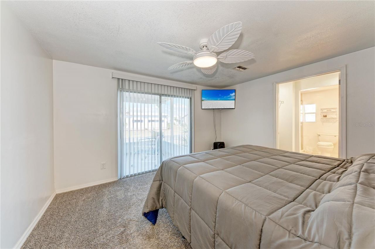 2 S Flora Vista Street, Englewood, FL 34223 Photo