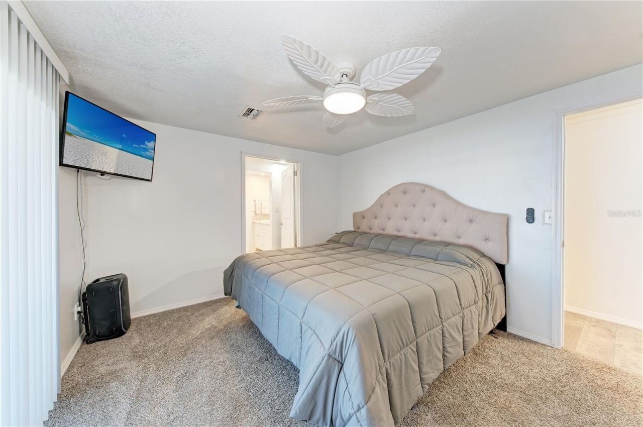 2 S Flora Vista Street, Englewood, FL 34223 Photo