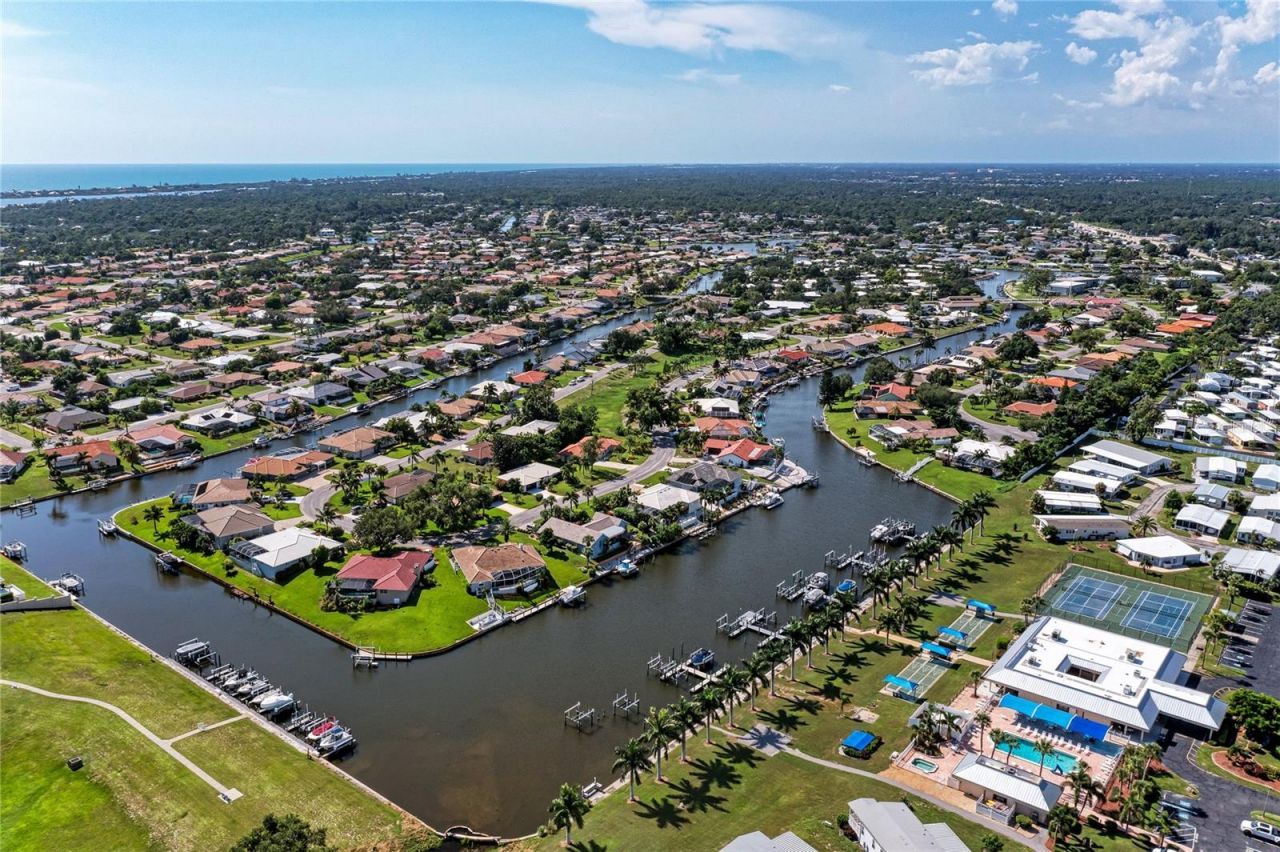 2 S Flora Vista Street, Englewood, FL 34223 Photo