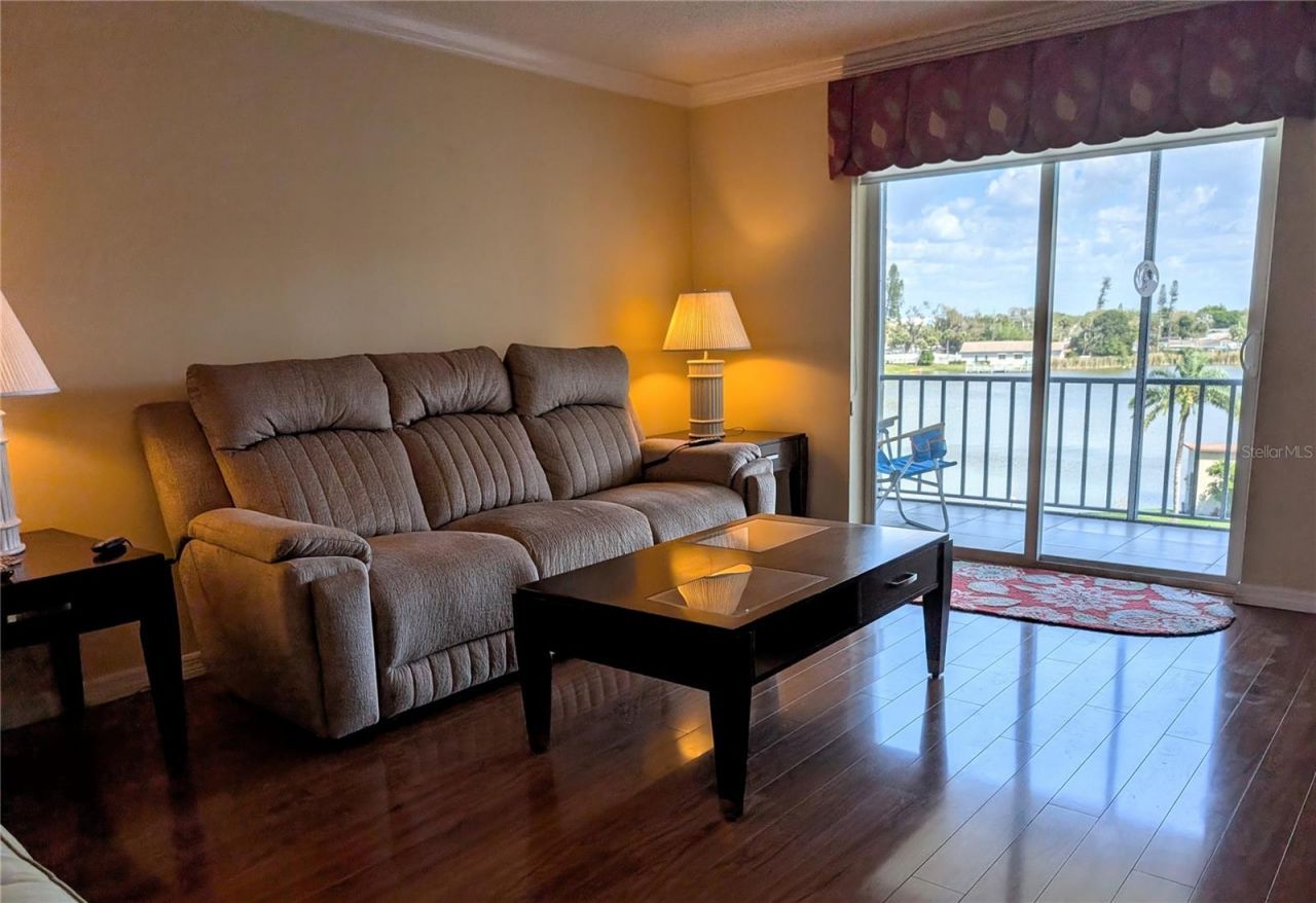 3807 Lake Bayshore Drive , Unit H-416, Bradenton, FL 34205 Photo