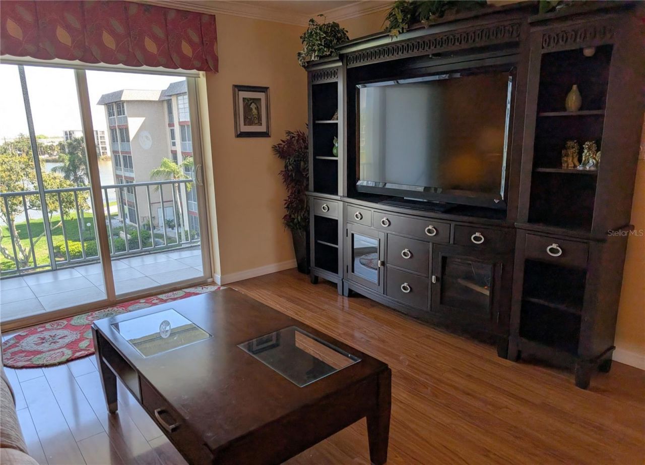 3807 Lake Bayshore Drive , Unit H-416, Bradenton, FL 34205 Photo