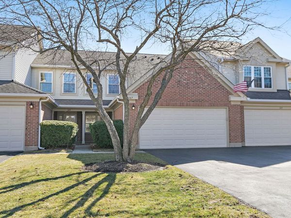 147 Stirling Lane , Schaumburg, IL 60194