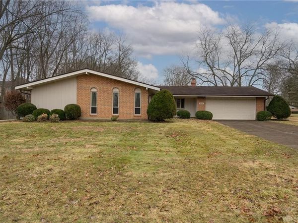 494 Towncrest Drive, Beavercreek, OH 45434