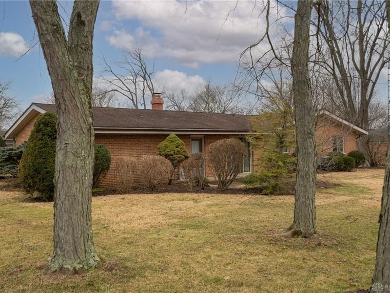 494 Towncrest Drive, Beavercreek, OH 45434 Photo 6