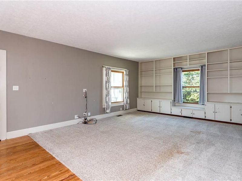 439 W Main Street, Tipp City, OH 45371 Photo 7