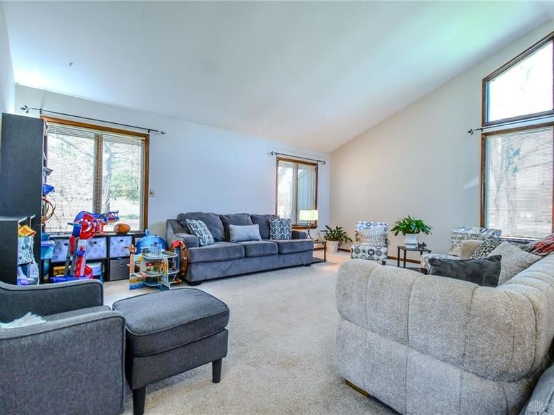 10001 Settlement House Road, Washington Township, OH 45458 Photo 6