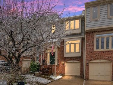 124 E COLONIAL DRIVE, OCCOQUAN, VA 22125