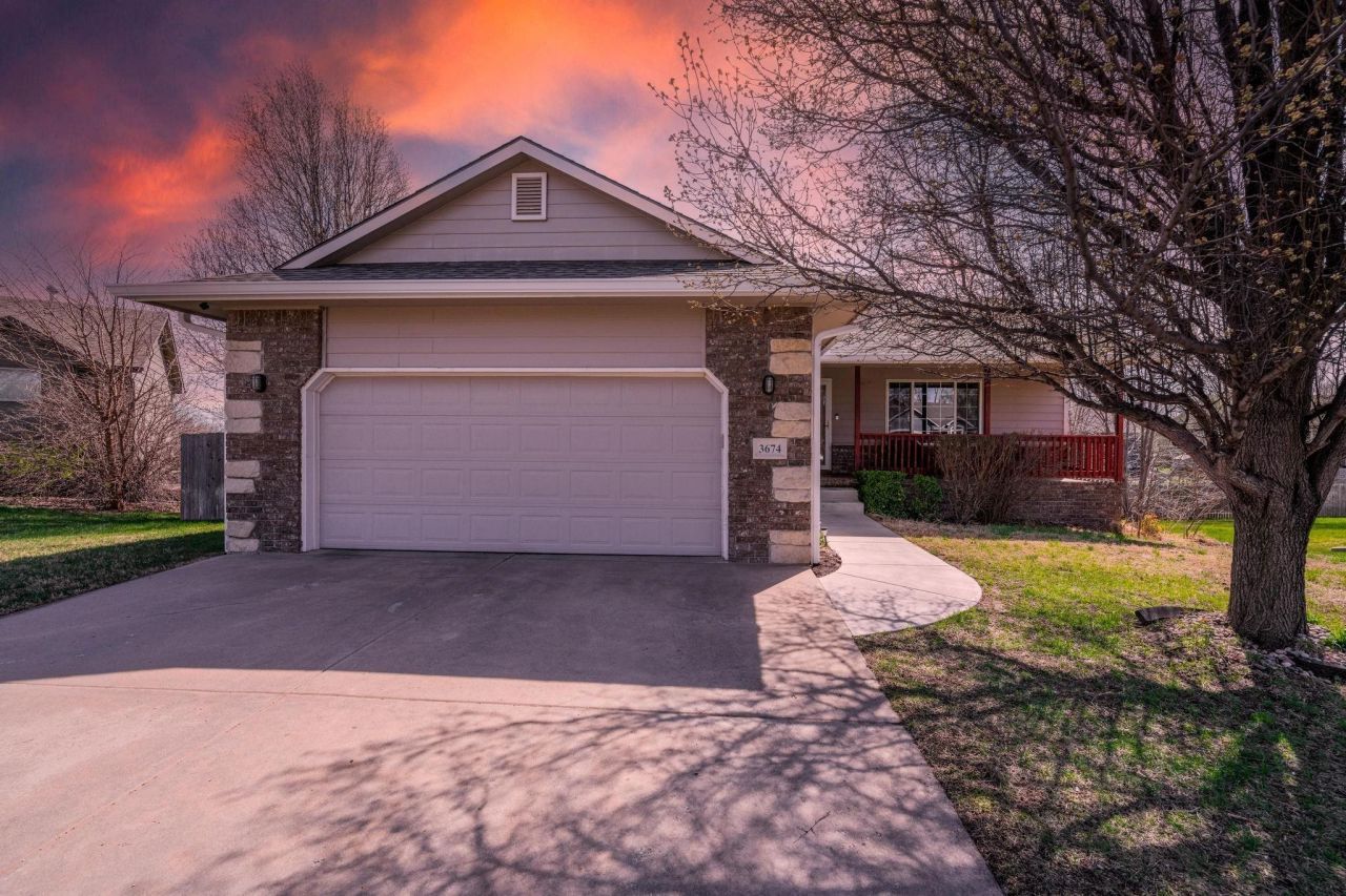 3674 N Forest Ridge, Wichita, KS 67205 Main Photo