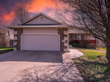 3674 N Forest Ridge, Wichita, KS 67205
