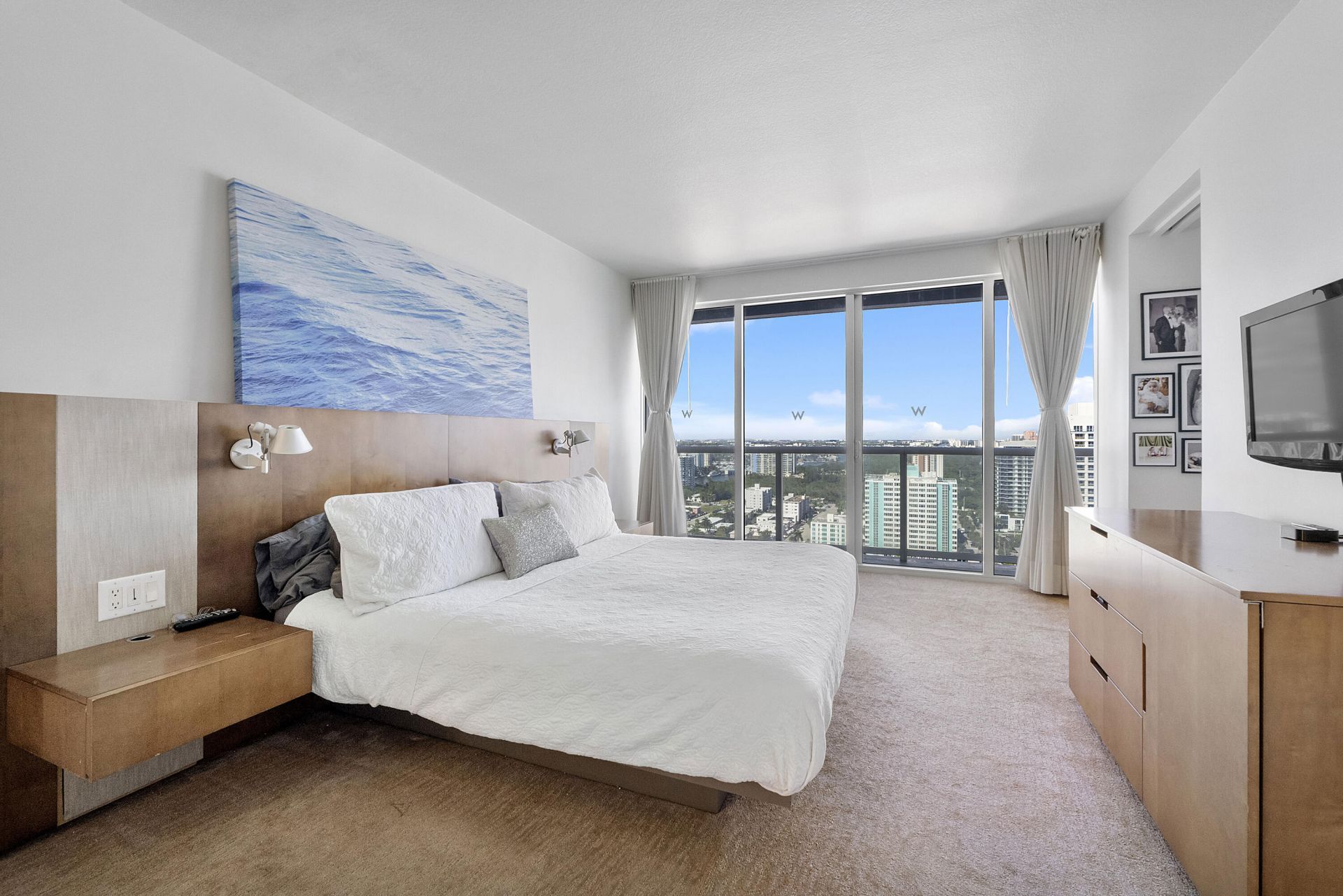 3101 Bayshore Drive, Unit 2406, Fort Lauderdale, FL 33304 Photo