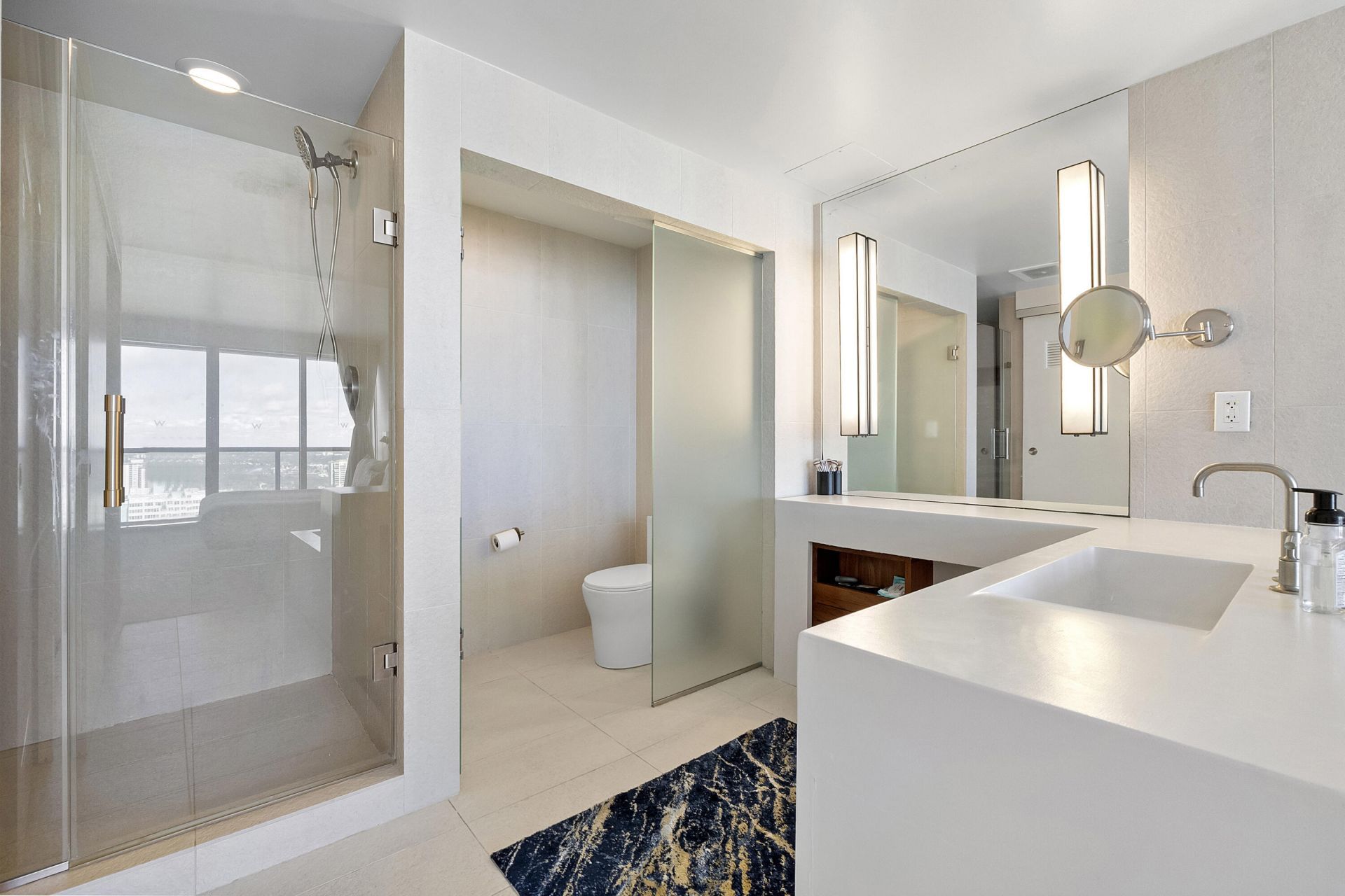 3101 Bayshore Drive, Unit 2406, Fort Lauderdale, FL 33304 Photo