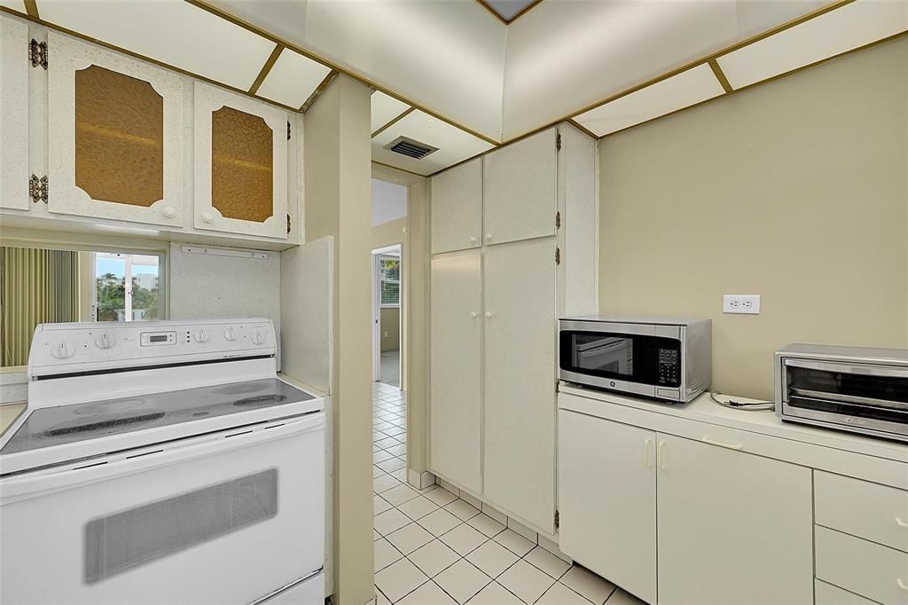 2859 Leonard Drive, Unit G210, Aventura, FL 33160 Photo