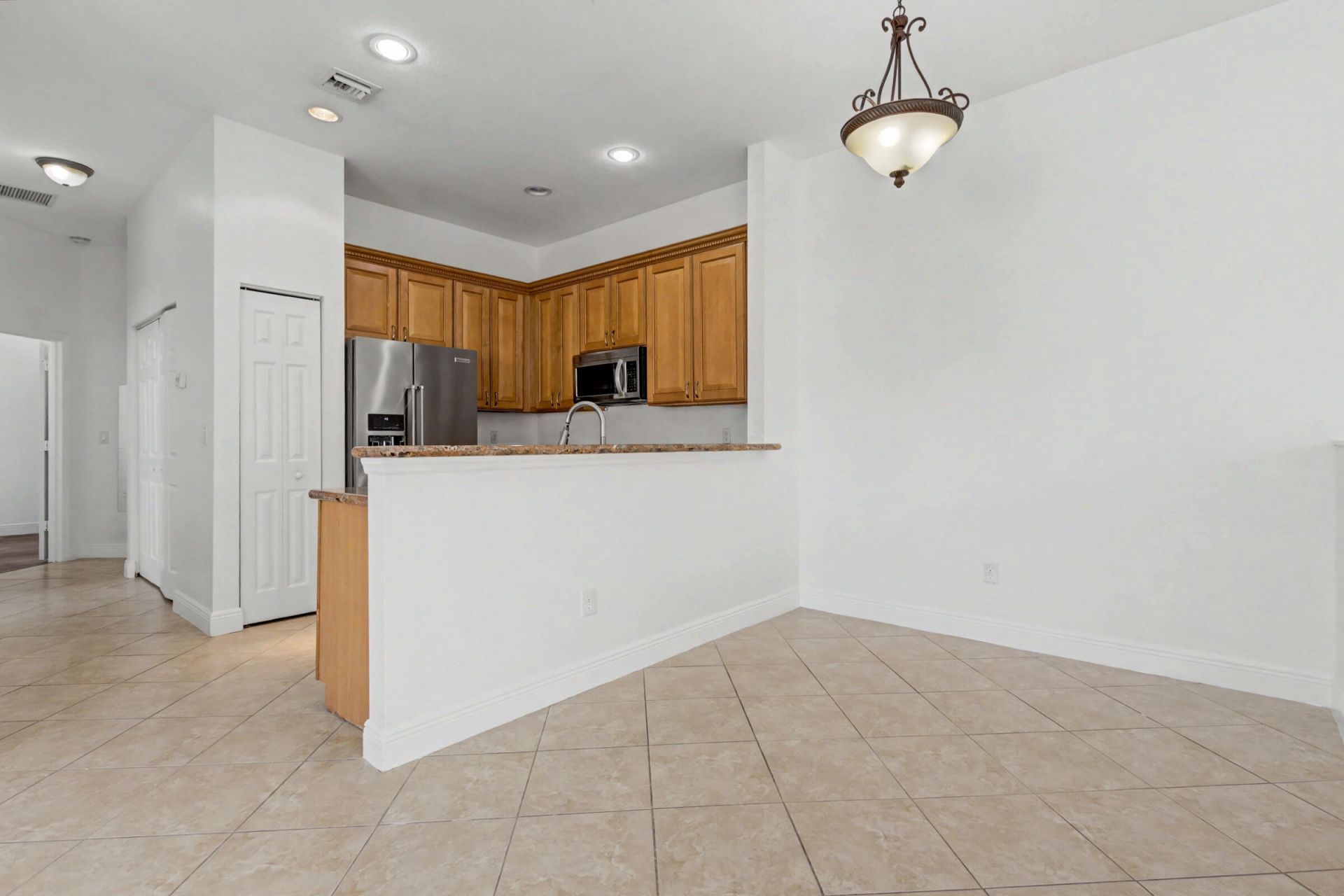 5869 Hampton Hills Boulevard, Tamarac, FL 33321 Photo